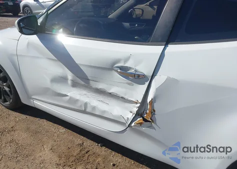 2015 Hyundai Veloster Flex из США, поврежденный, VIN KMHTC6AD2FU220536